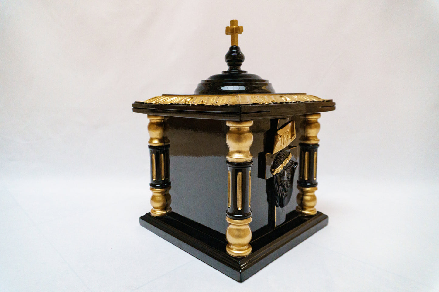 Sanctus Obsidian